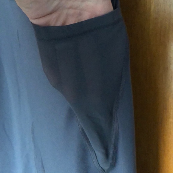 Athletic leggings with side pockets - Picture 3 of 5